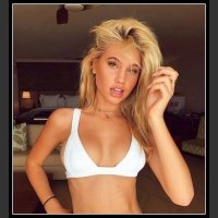 serving-of-side-boob-26